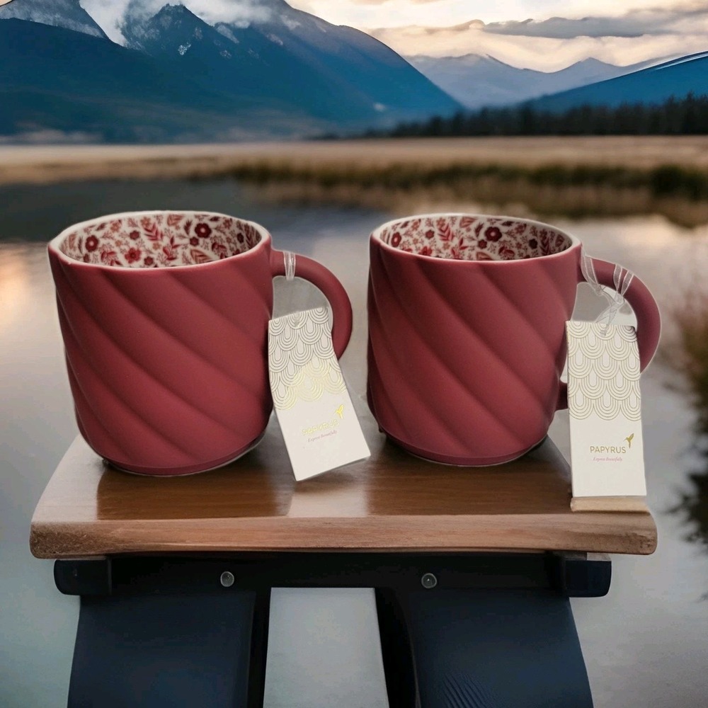 NWT PAPYRUS Mugs Set Of 2‎ Spiral Ribbed BURGANDY Soft Touch Florals Interior